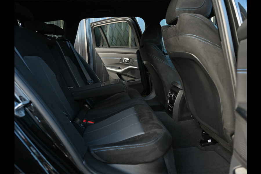 BMW 3 Serie Touring 330e xDrive · M sport · Accu 19,5kWh · Trekhaak · Active Cruise · Hifi audio · Camera · Ambiance interieur · Full Stylin
