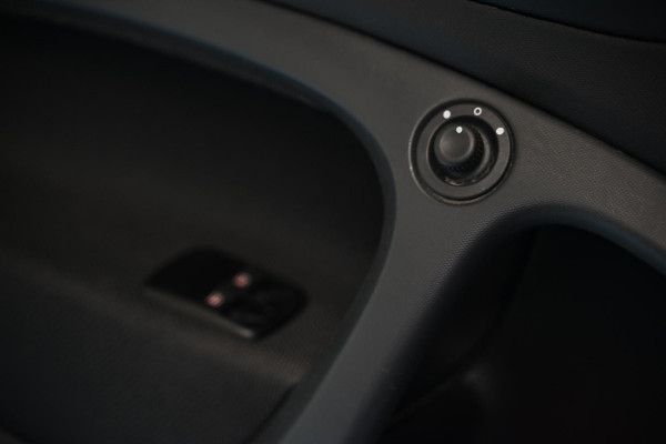 Smart Fortwo cabrio EQ Comfort PLUS - Incl. BTW - Leer - Stoel- en Stuurverwarming - LED Lampen - Achteruitrijcamera