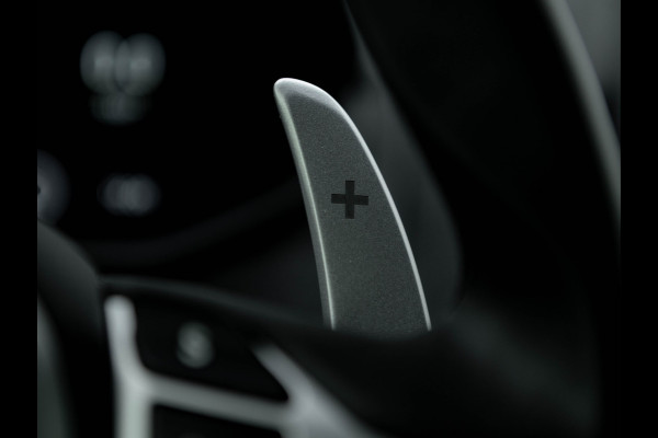 Aston Martin Vantage 4.0 V8 - 5.305km! - Dealer Maintenance