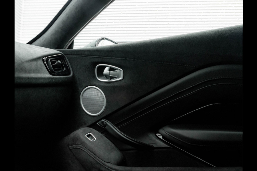 Aston Martin Vantage 4.0 V8 - 5.305km! - Dealer Maintenance