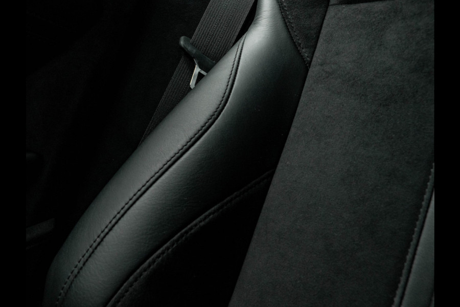 Aston Martin Vantage 4.0 V8 - 5.305km! - Dealer Maintenance