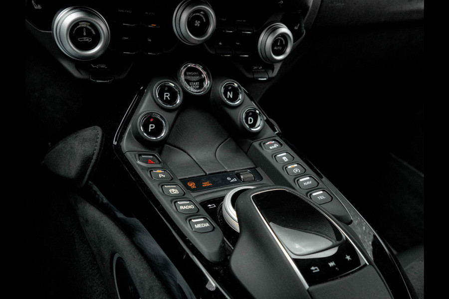 Aston Martin Vantage 4.0 V8 - 5.305km! - Dealer Maintenance