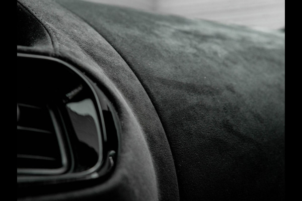 Aston Martin Vantage 4.0 V8 - 5.305km! - Dealer Maintenance