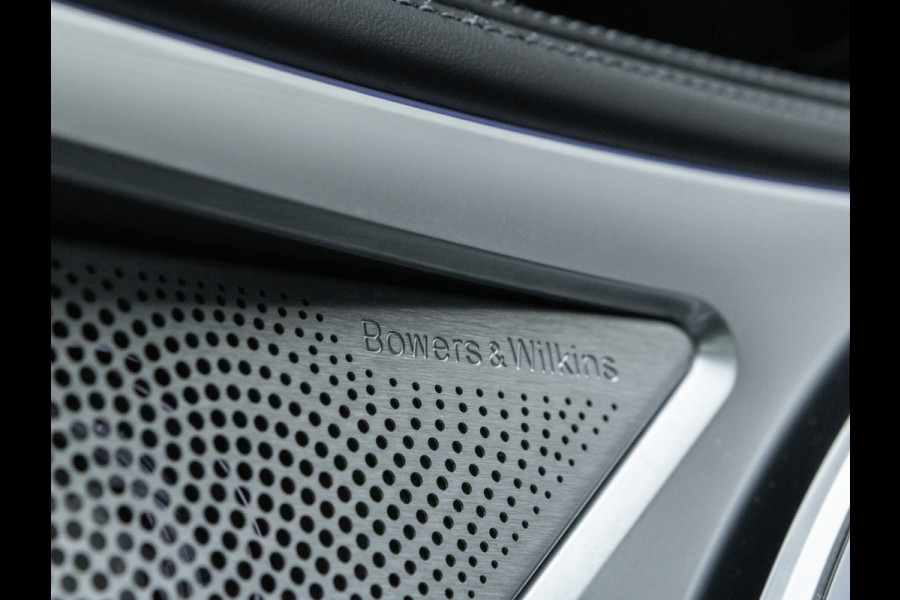 BMW 8 Serie M8 Competition Cabrio - Individual "Atlantisblue metallic" - Carbon Brakes