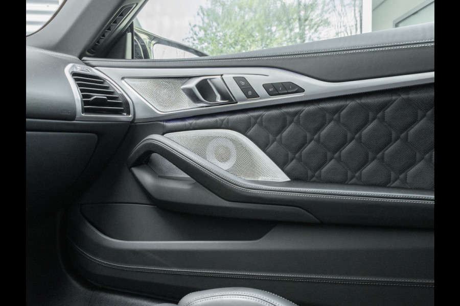 BMW 8 Serie M8 Competition Cabrio - Individual "Atlantisblue metallic" - Carbon Brakes