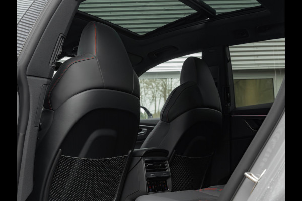 Audi Q8 4.0 TFSI RS Q8 quattro - Pano - Matrix LED - Bang & Olufsen - Trekhaak