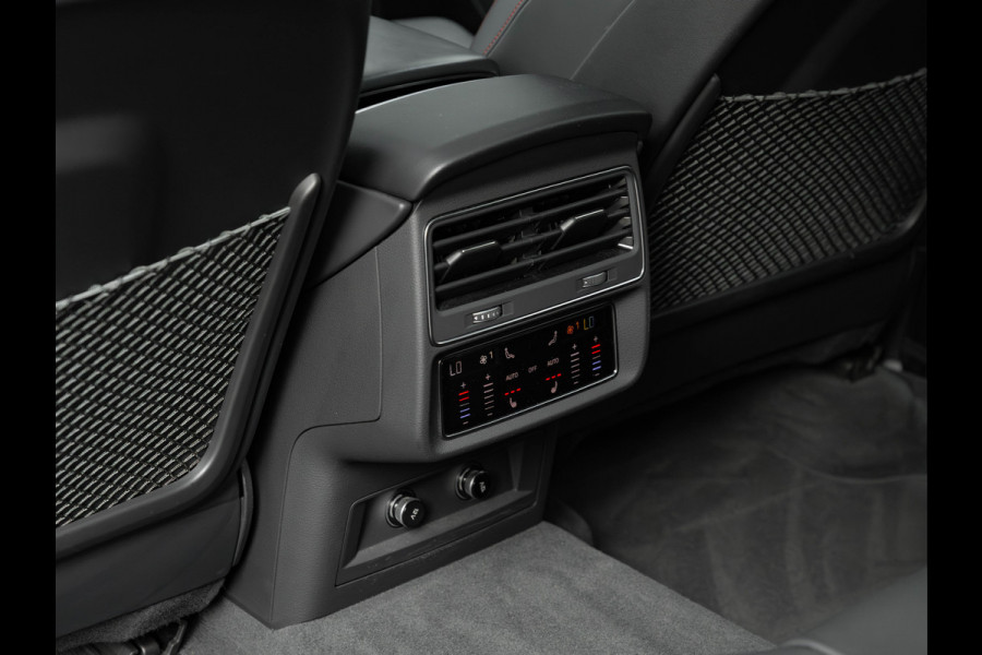 Audi Q8 4.0 TFSI RS Q8 quattro - Pano - Matrix LED - Bang & Olufsen - Trekhaak