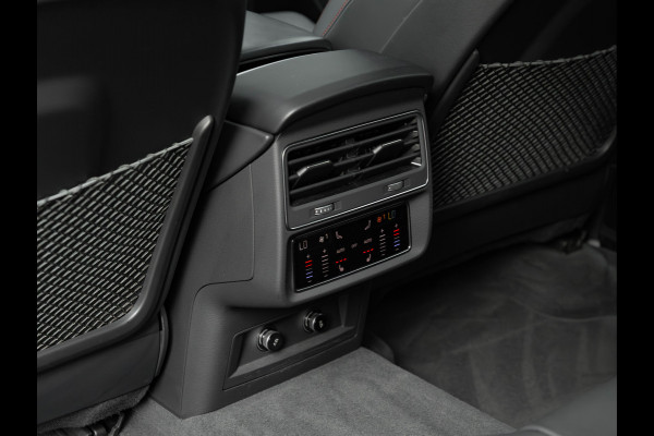 Audi Q8 4.0 TFSI RS Q8 quattro - Pano - Matrix LED - Bang & Olufsen - Trekhaak
