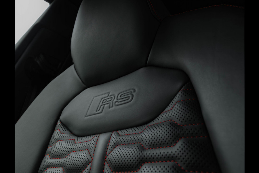 Audi Q8 4.0 TFSI RS Q8 quattro - Pano - Matrix LED - Bang & Olufsen - Trekhaak