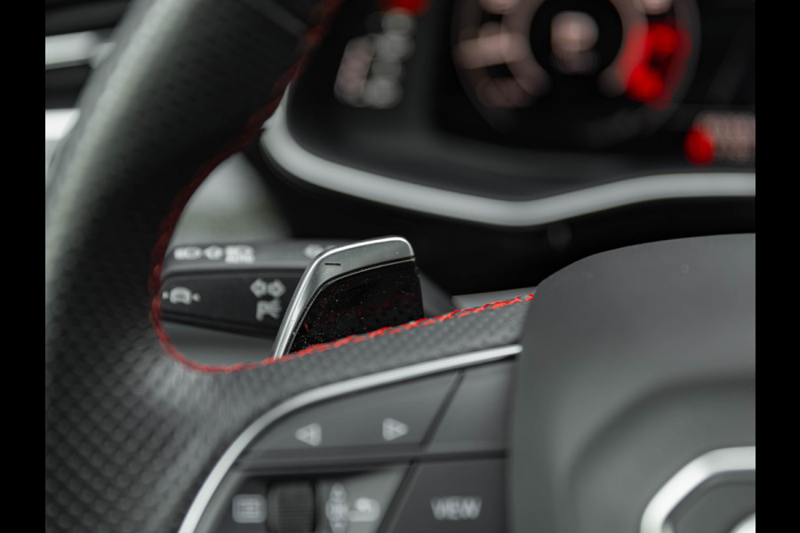 Audi Q8 4.0 TFSI RS Q8 quattro - Pano - Matrix LED - Bang & Olufsen - Trekhaak