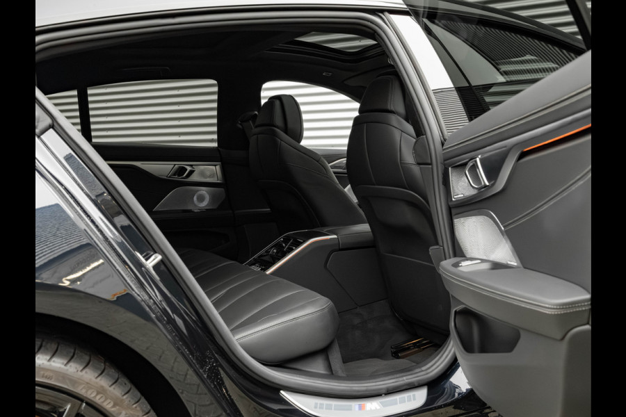 BMW 8 Serie Gran Coupé M850i xDrive - Bowers & Wilkins - Full-Option - Onderstel Prof