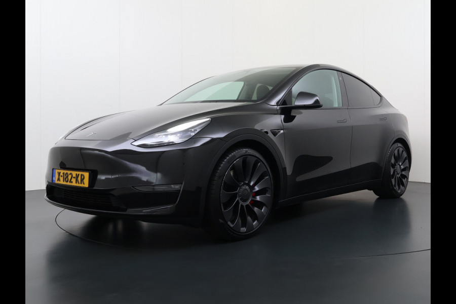 Tesla Model Y Performance 535pk AWD 75kWhWarmtepomp Panoramadak Navi Ecc Leder Lmv 21" SOH 95% Keyless Led Elek.Achterklep Memory Stoel+Stuurverwarming AMD-Ryzen­™-Processor 1e Eigenaar Origineel Nederlandse Auto fabrieksgarantie tot 14-12-2027 Batterij en Motorgarantie tot 14-12-2031/192.000km