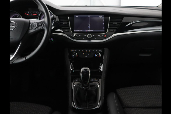 Opel Astra 1.4 Turbo Innovation | Navigatie | Camera | Carplay | Keyless | Full-LED | Climate control | PDC | Cruise control | Dodehoek detectie