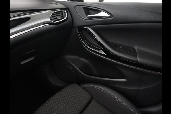 Opel Astra 1.4 Turbo Innovation | Navigatie | Camera | Carplay | Keyless | Full-LED | Climate control | PDC | Cruise control | Dodehoek detectie