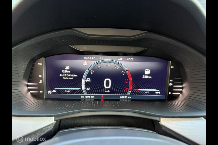 Škoda Kamiq 1.0 TSI Ambition FM Navigatie / carplay / 17" / clima / chroom / 61.694 KM!!