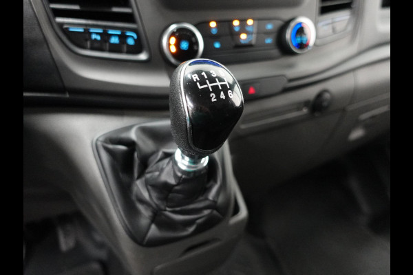 Ford Transit Custom 300 2.0 TDCI L2H1 Trend Navigatie Cruise Control Parkeersenoren Airco Camera Carplay Trekhaak