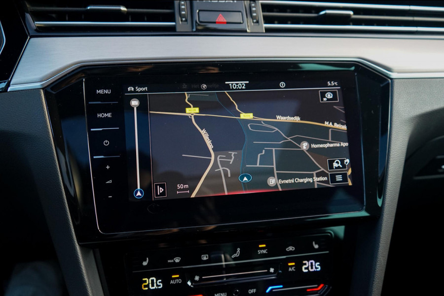 Volkswagen Passat Variant 1.5 TSI R-Line Business +