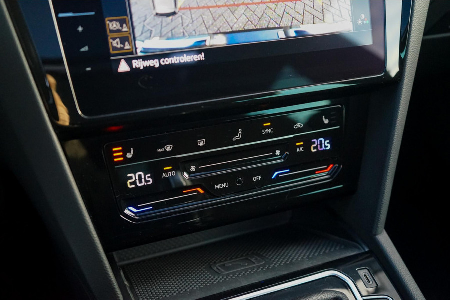 Volkswagen Passat Variant 1.5 TSI R-Line Business +