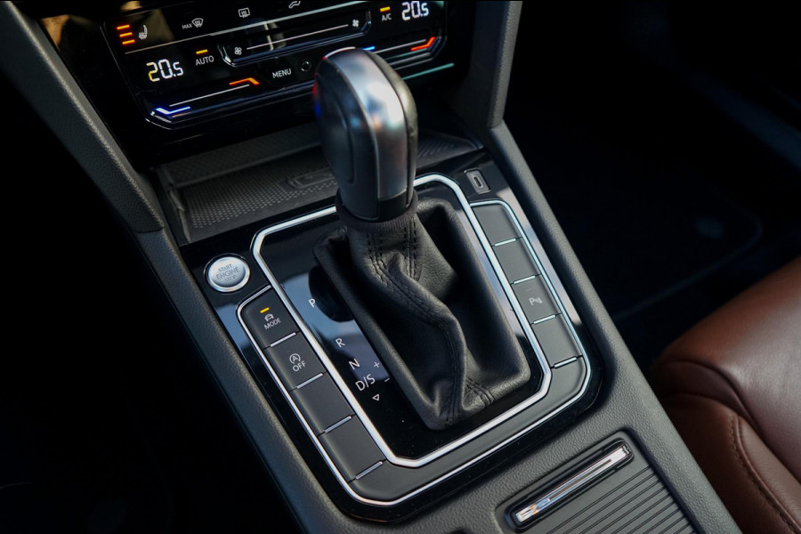 Volkswagen Passat Variant 1.5 TSI R-Line Business +