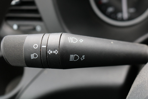 Iveco Daily 35S14 L2 H2 Airco Automaat 3.5T Trekhaak