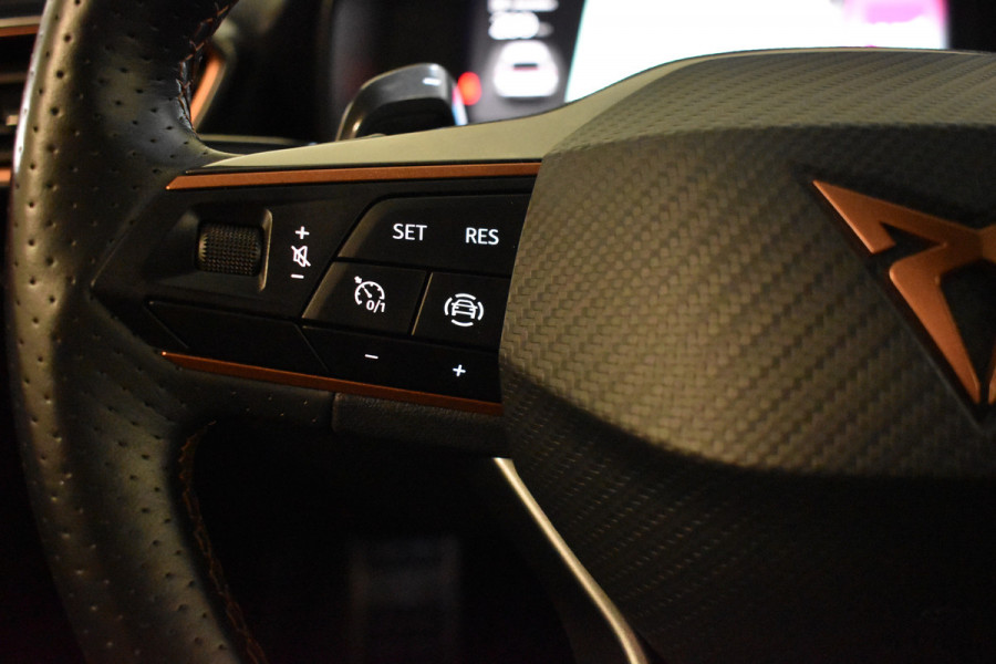 CUPRA Leon 2.0 TSI VZ 300PK DSG PERFORMANCE,SFEER CAMERA/LEDER/BEATS-AUDIO