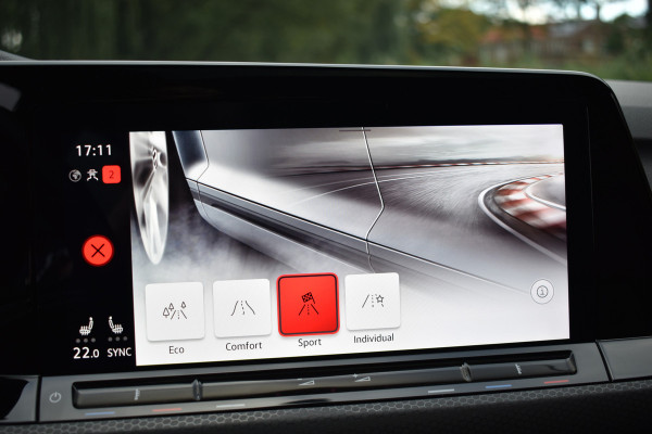 Volkswagen Golf GTI 2.0 TSI 245PK DSG GTI-SPORT HEAD UP HARMANN-KARDON/IQ-LIGHT/PANORAMADAK