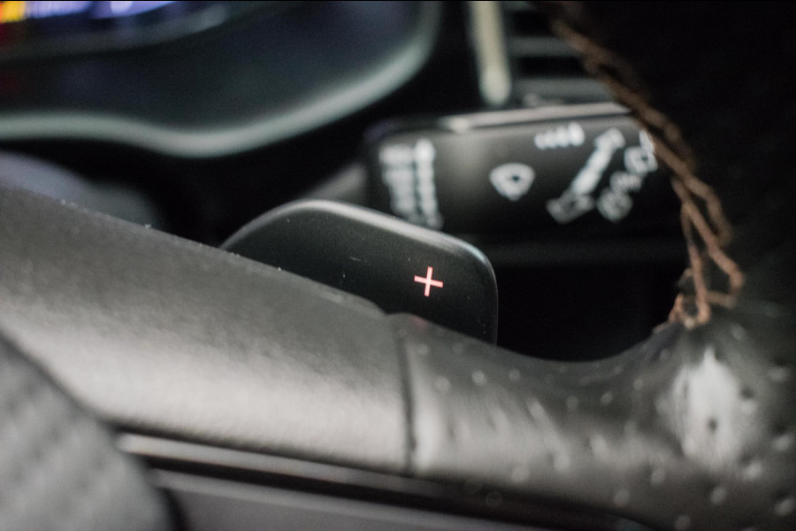 CUPRA Ateca 2.0 TSI 4DRIVE 300PK [ Full Option Maxton Design Volledig Dealeronderhouden ]