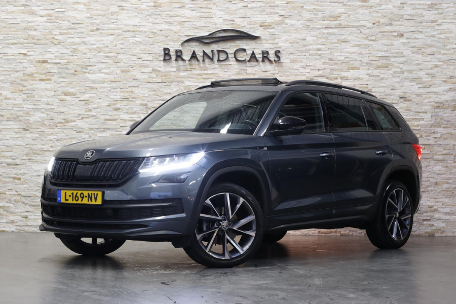 Škoda Kodiaq 1.5 TSI Sportline Business | Panoramadak | Virtual Cockpit | Camera | CANTON | ACC | Carplay | Electr. Stoel | Dodehoeksensoren | ORIG NL | Vol opties |