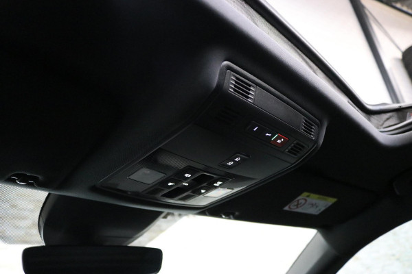 Škoda Kodiaq 1.5 TSI Sportline Business | Panoramadak | Virtual Cockpit | Camera | CANTON | ACC | Carplay | Electr. Stoel | Dodehoeksensoren | ORIG NL | Vol opties |