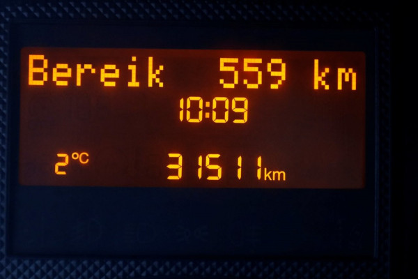 Peugeot Boxer 2.2 BlueHDi 165pk Durisotti Lowliner Bakwagen met laadklep 01-2023