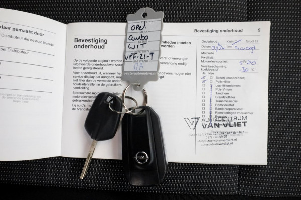 Opel Combo 1.5D 102pk L1H1 Edition Airco/Navi/Trekhaak 02-2022