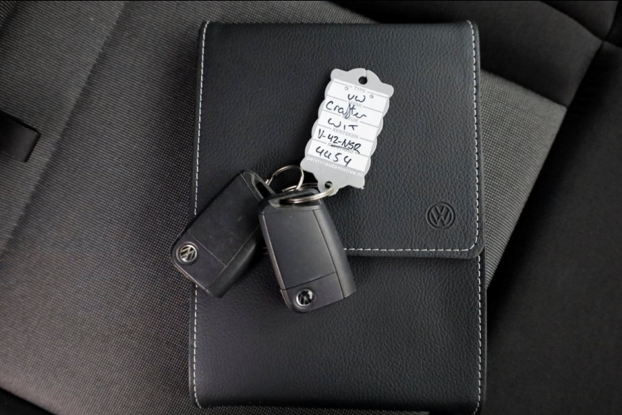 Volkswagen Crafter 35 2.0 TDI 140pk L3H3 (L2H2) DSG-Automaat Airco/Navi 11-2020