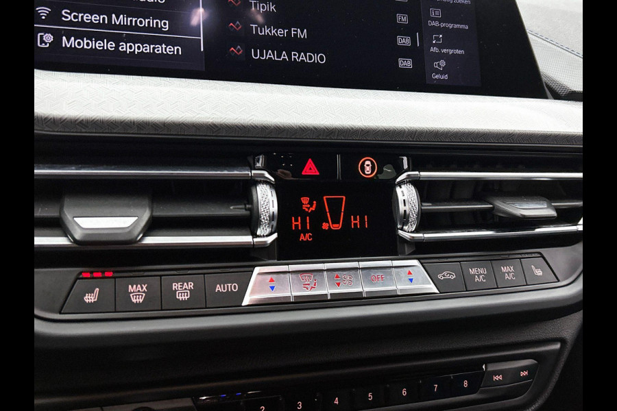 BMW 1-serie 118i High Executive M-SPORT | BLACK-LINE | HEAD-UP | HARMAN KARDON