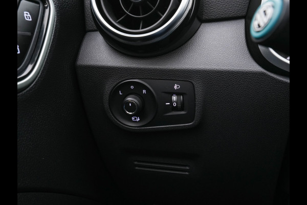 MG ZS EV Luxury 45 kWh (INCL-BTW) Aut. *PANO | LEATHER | CCS-FASTLOADER | KEYLESS | NAVI-FULLMAP | ADAPTIVE-CRUISE | CAMERA | HEATED-SPORTSEATS | CARPLAY | BLINDSPOT | DAB | LANE-ASSIST | 17''ALU*