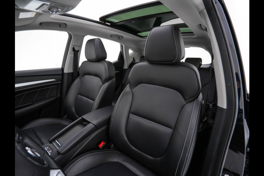 MG ZS EV Luxury 45 kWh (INCL-BTW) Aut. *PANO | LEATHER | CCS-FASTLOADER | KEYLESS | NAVI-FULLMAP | ADAPTIVE-CRUISE | CAMERA | HEATED-SPORTSEATS | CARPLAY | BLINDSPOT | DAB | LANE-ASSIST | 17''ALU*
