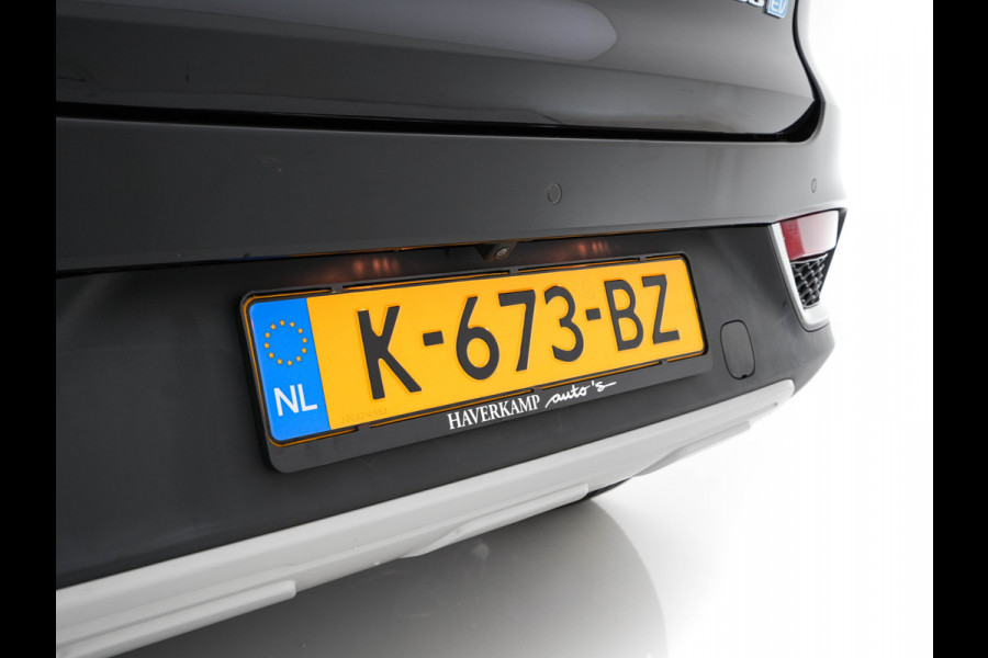 MG ZS EV Luxury 45 kWh (INCL-BTW) Aut. *PANO | LEATHER | CCS-FASTLOADER | KEYLESS | NAVI-FULLMAP | ADAPTIVE-CRUISE | CAMERA | HEATED-SPORTSEATS | CARPLAY | BLINDSPOT | DAB | LANE-ASSIST | 17''ALU*