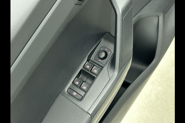 Seat Arona 1.0 TSI 115PK Style Intense AD-CRUISE | CAMERA | NAV | PRIVACY-GLASS