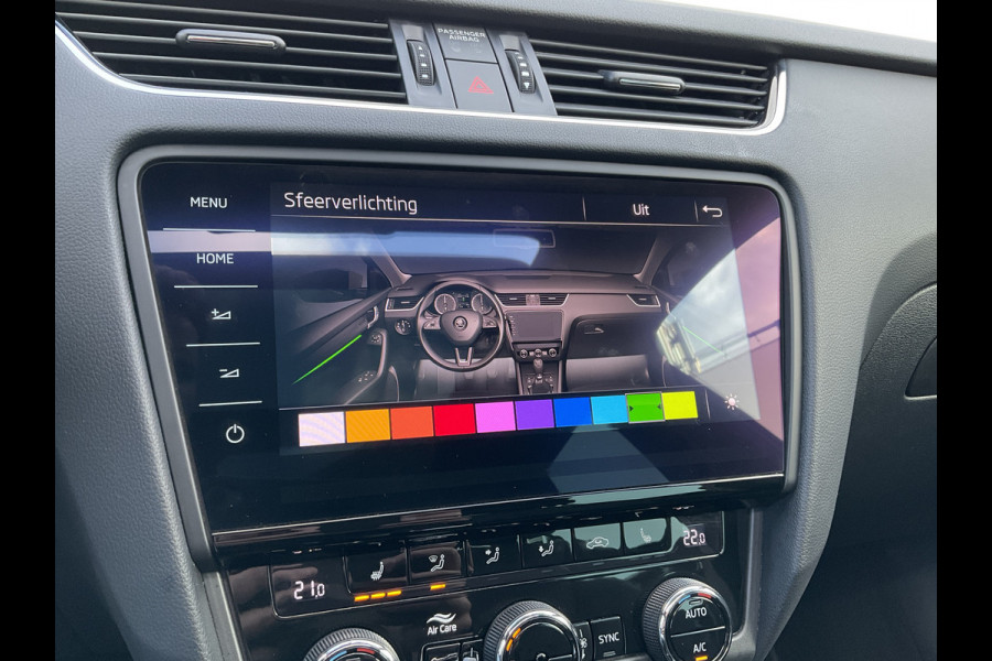 Škoda Octavia Combi 1.5 TSI Au7 Leer Panodak Trekhaak Stoelverw. Carplay Greentech Business Edition Plus