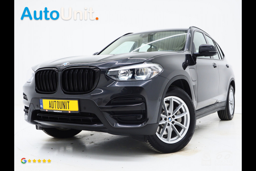 BMW X3 xDrive30e 292PK | Sportstoelen | Leder | Camera | Virtual | Stoelverwarming | DAB | Carplay