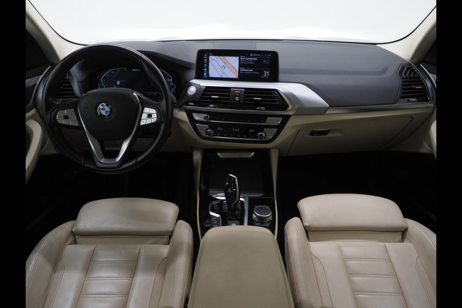 BMW X3 xDrive30e 292PK | Sportstoelen | Leder | Camera | Virtual | Stoelverwarming | DAB | Carplay