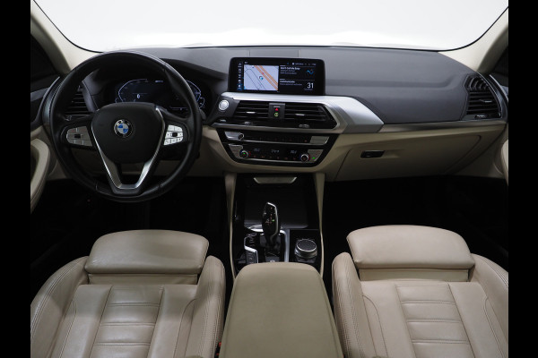 BMW X3 xDrive30e 292PK | Sportstoelen | Leder | Camera | Virtual | Stoelverwarming | DAB | Carplay