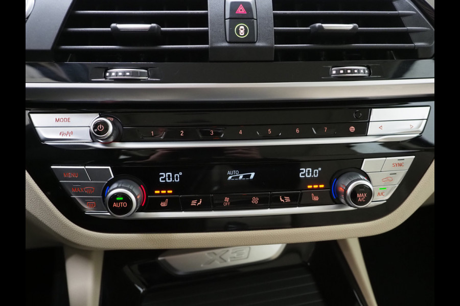 BMW X3 xDrive30e 292PK | Sportstoelen | Leder | Camera | Virtual | Stoelverwarming | DAB | Carplay
