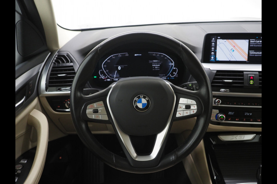 BMW X3 xDrive30e 292PK | Sportstoelen | Leder | Camera | Virtual | Stoelverwarming | DAB | Carplay