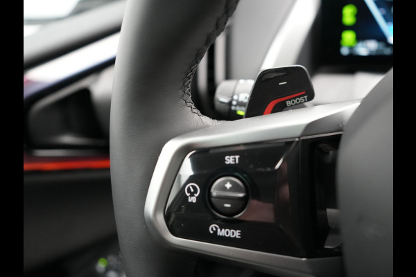 BMW X3 30e xDrive M Sport PRO Plug In Hybrid 299pk PHEV | Panodak | Trekhaak af Fabriek | Adaptive Cruise | 21"L.M | 360 Camera | Head Up | Harman Kardon | Lederen Sportstoelen Memory & Verwarmd |  Widescreen | Navigatie | DAB |