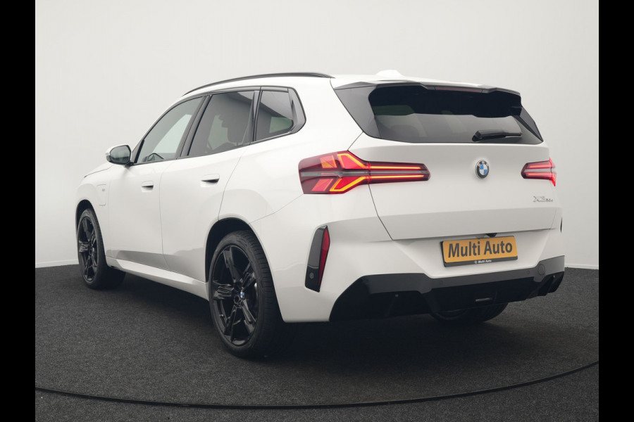 BMW X3 30e xDrive M Sport PRO Plug In Hybrid 299pk PHEV | Panodak | Trekhaak af Fabriek | Adaptive Cruise | 21"L.M | 360 Camera | Head Up | Harman Kardon | Lederen Sportstoelen Memory & Verwarmd |  Widescreen | Navigatie | DAB |