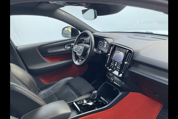 Volvo XC40 1.5 T5 262pk Recharge R-Design 360° HK Pano Trekhaak Stoel/Stuurverw. PHEV
