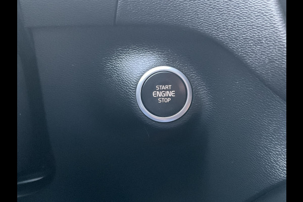 Volvo XC40 1.5 T5 262pk Recharge R-Design 360° HK Pano Trekhaak Stoel/Stuurverw. PHEV