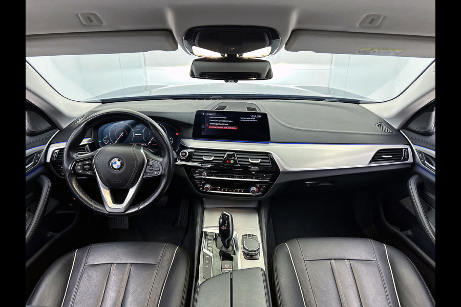 BMW 5 Serie 530e iPerformance High Executive(Dealer OnderH, Carplay, Lane Assist, Harman/ Kardon, StoelV, 360 camera, Etc)