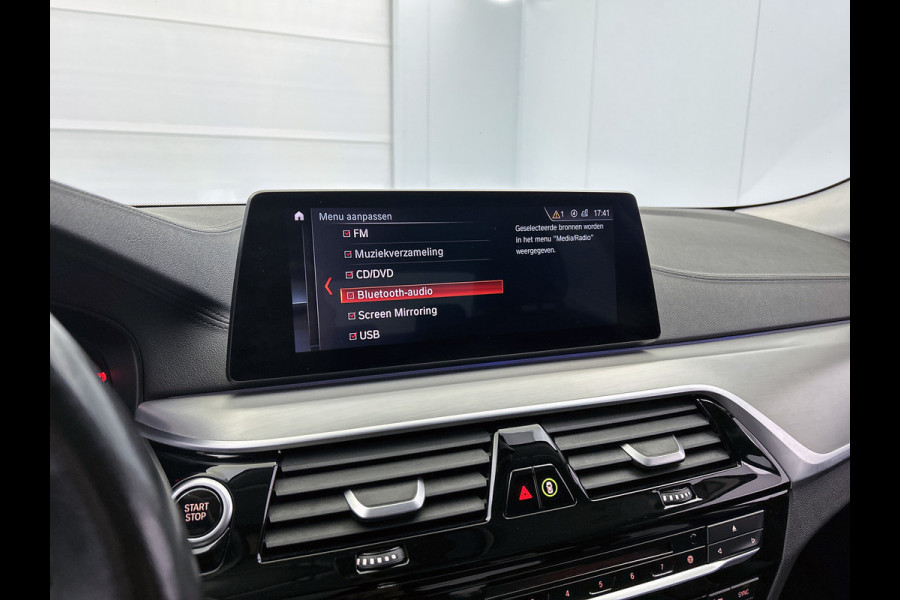 BMW 5 Serie 530e iPerformance High Executive(Dealer OnderH, Carplay, Lane Assist, Harman/ Kardon, StoelV, 360 camera, Etc)
