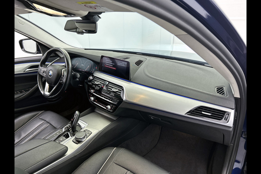 BMW 5 Serie 530e iPerformance High Executive(Dealer OnderH, Carplay, Lane Assist, Harman/ Kardon, StoelV, 360 camera, Etc)